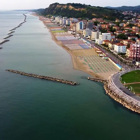 Gulliver - Relax A Due Passi Dal Mare! Appartement Pesaro